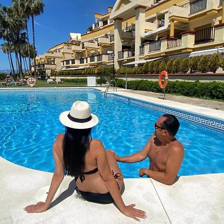 Super2Beachfront Marbella Luaran gambar