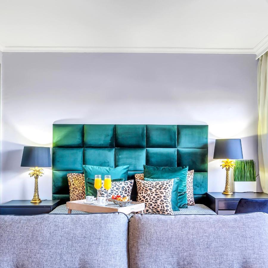 Super2Beachfront Marbella Luaran gambar