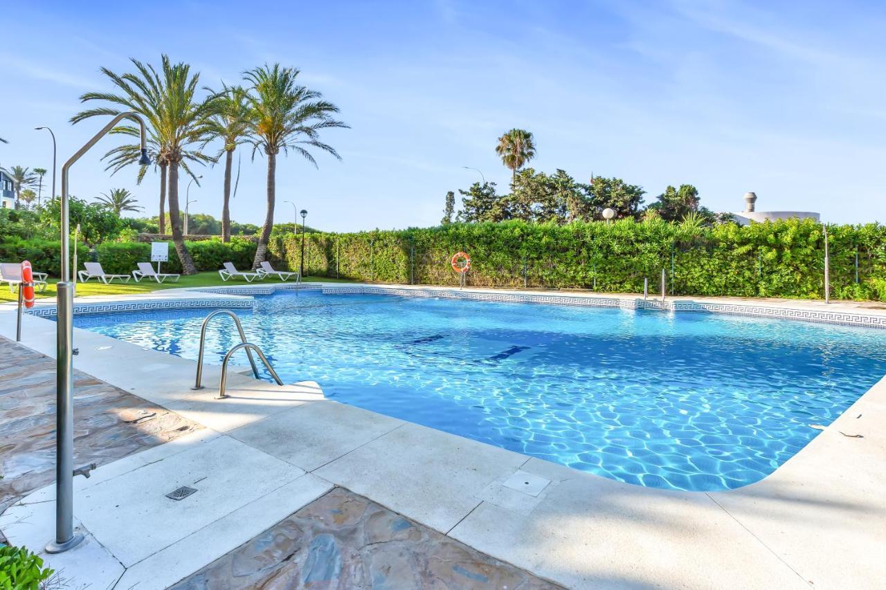 Super2Beachfront Marbella Luaran gambar