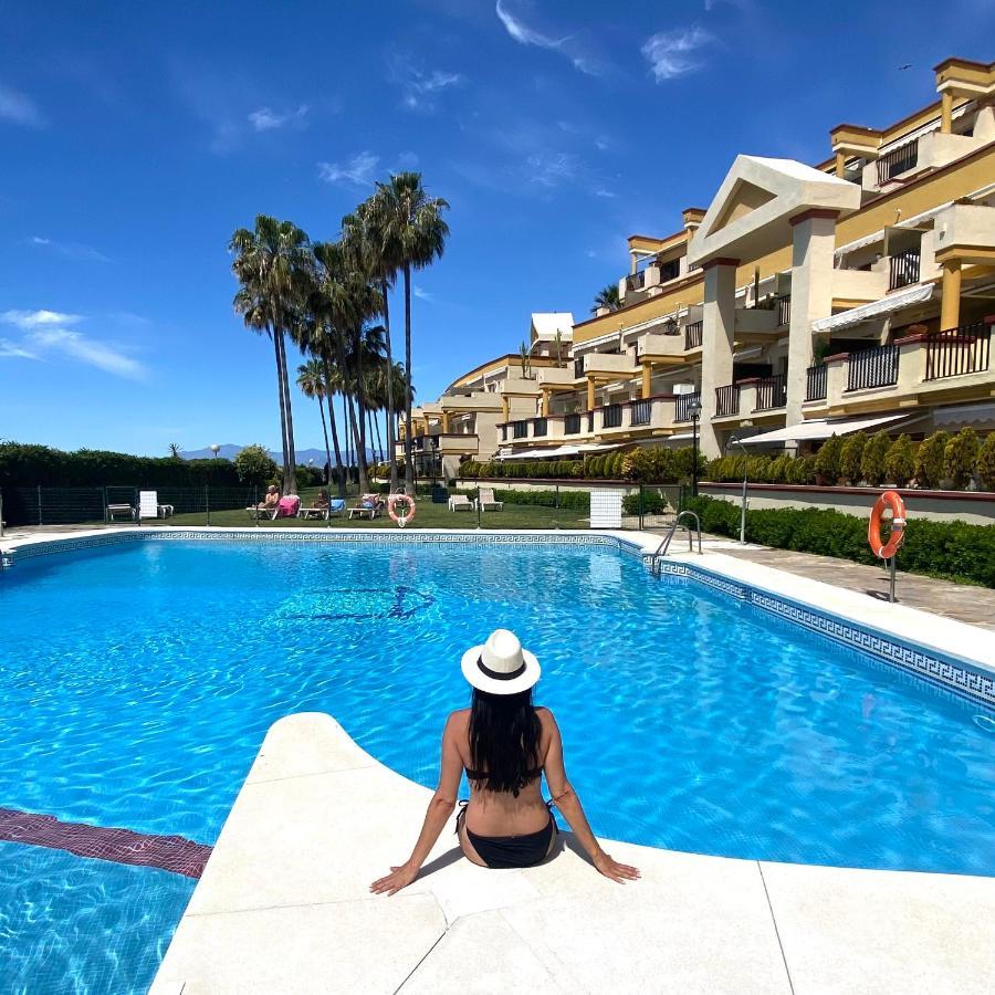 Super2Beachfront Marbella Luaran gambar