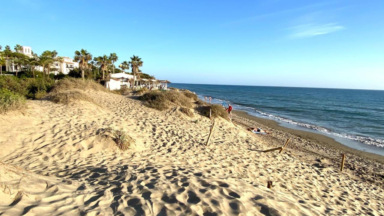 Super2Beachfront Marbella Luaran gambar