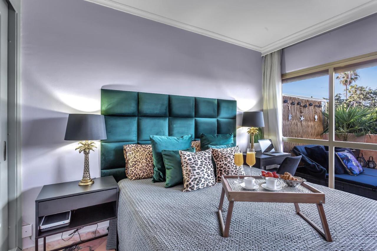 Super2Beachfront Marbella Luaran gambar