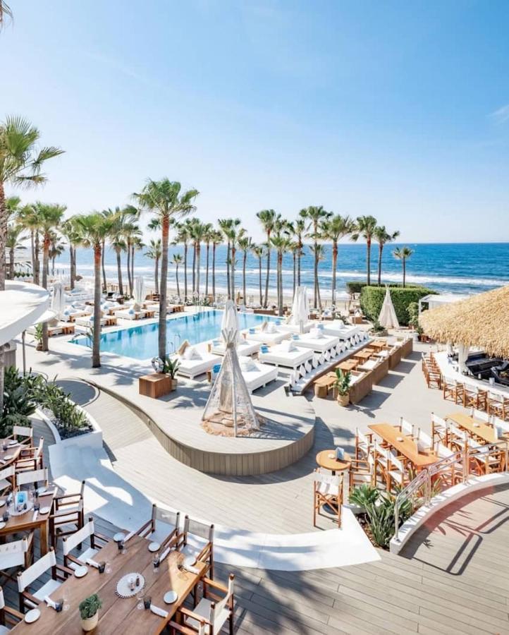 Super2Beachfront Marbella Luaran gambar